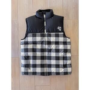 Stussy Girls/Womans Puffer Vest Buffalo Check/black and white sz Large